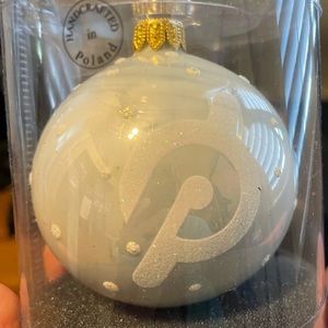 Peloton Christmas sphere NIB Rare!